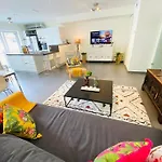 3 Bedrooms In Center With Terraces & Parking-Rol1